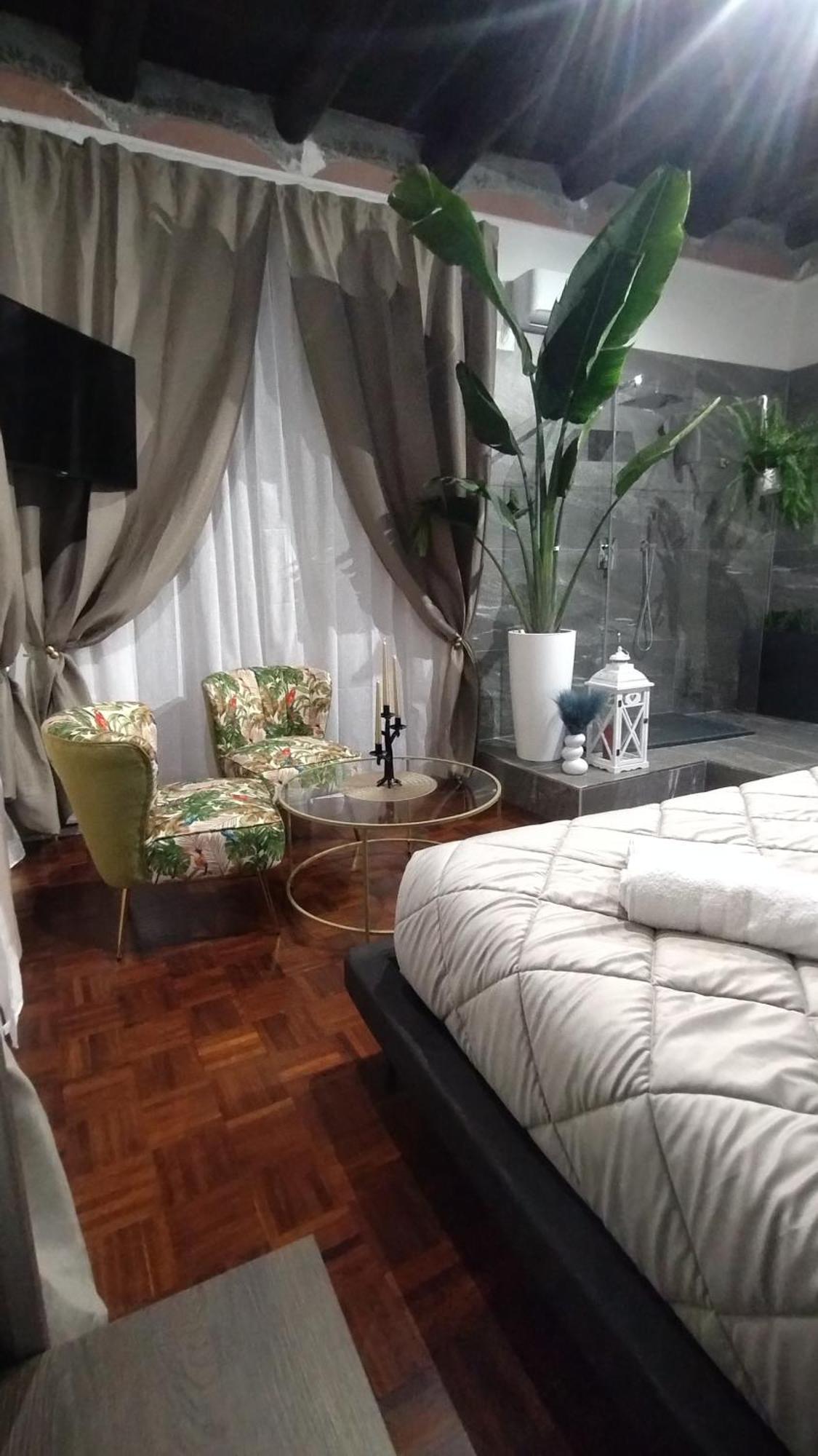 Plebiscito Suite Apartment Naples Exterior photo